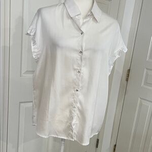 Hester & Orchard Women's Classic White Button-Up Blouse size M